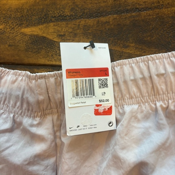 Nike Shorts NWT - Picture 7 of 8